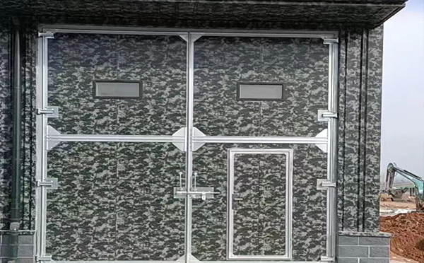 尖扎工业平开门