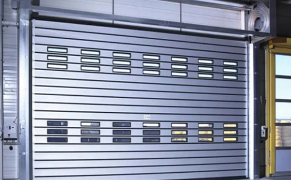 提高效率与安全：尖扎兰州尖扎快速尖扎卷帘门的应用与优势