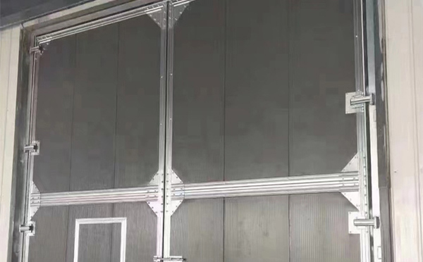 尖扎兰州厂房尖扎工业门选购与使用指南：打造高效安全的生产环境