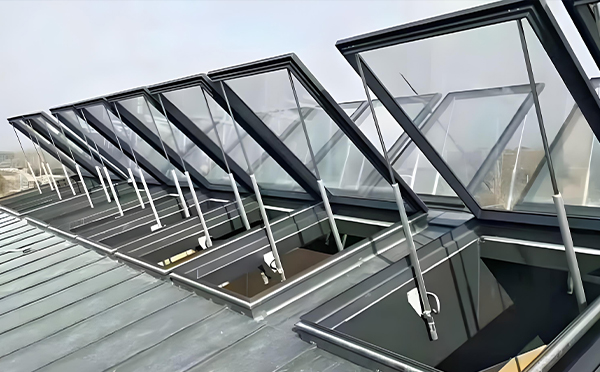 消防尖扎排烟窗的接线安装指南