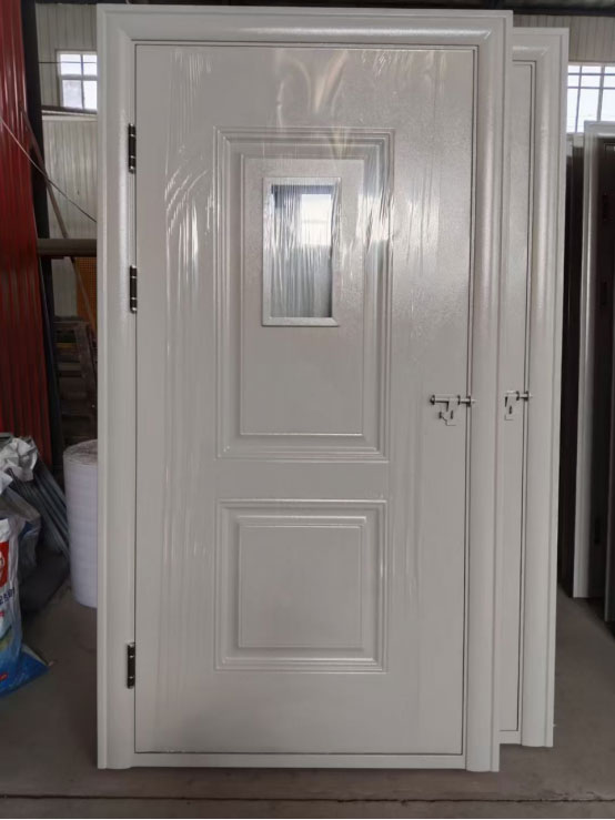 尖扎学校教室门