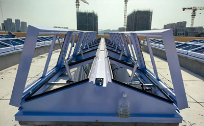 尖扎排烟窗的设置要求